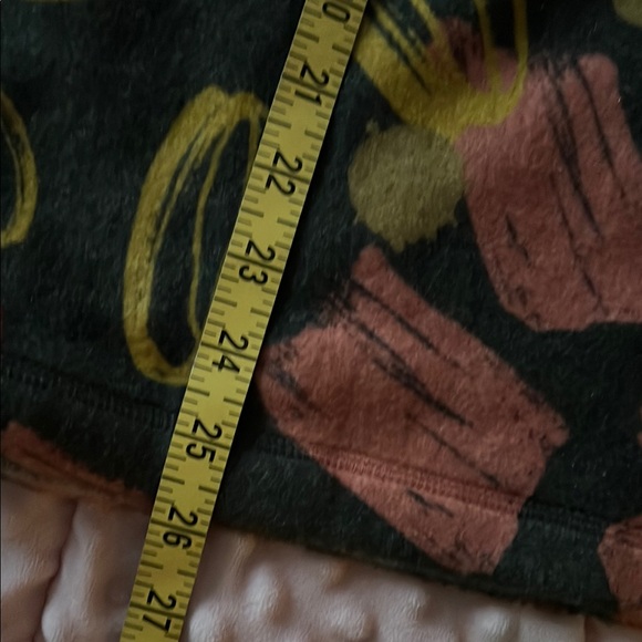 Multicolor Abstract Print Sweater sm/med - Picture 6 of 6